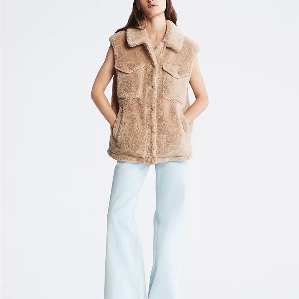 Cream Teddy Sleeveless Jacket - Picture 2 of 5